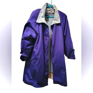 London Fog Blue Trench Coat with Classic Design and Durable Fabric
